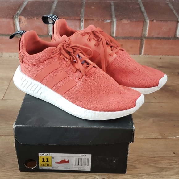 ADIDAS ORIGINALS NMD R2 SIZE 11 - Picture 1 of 6